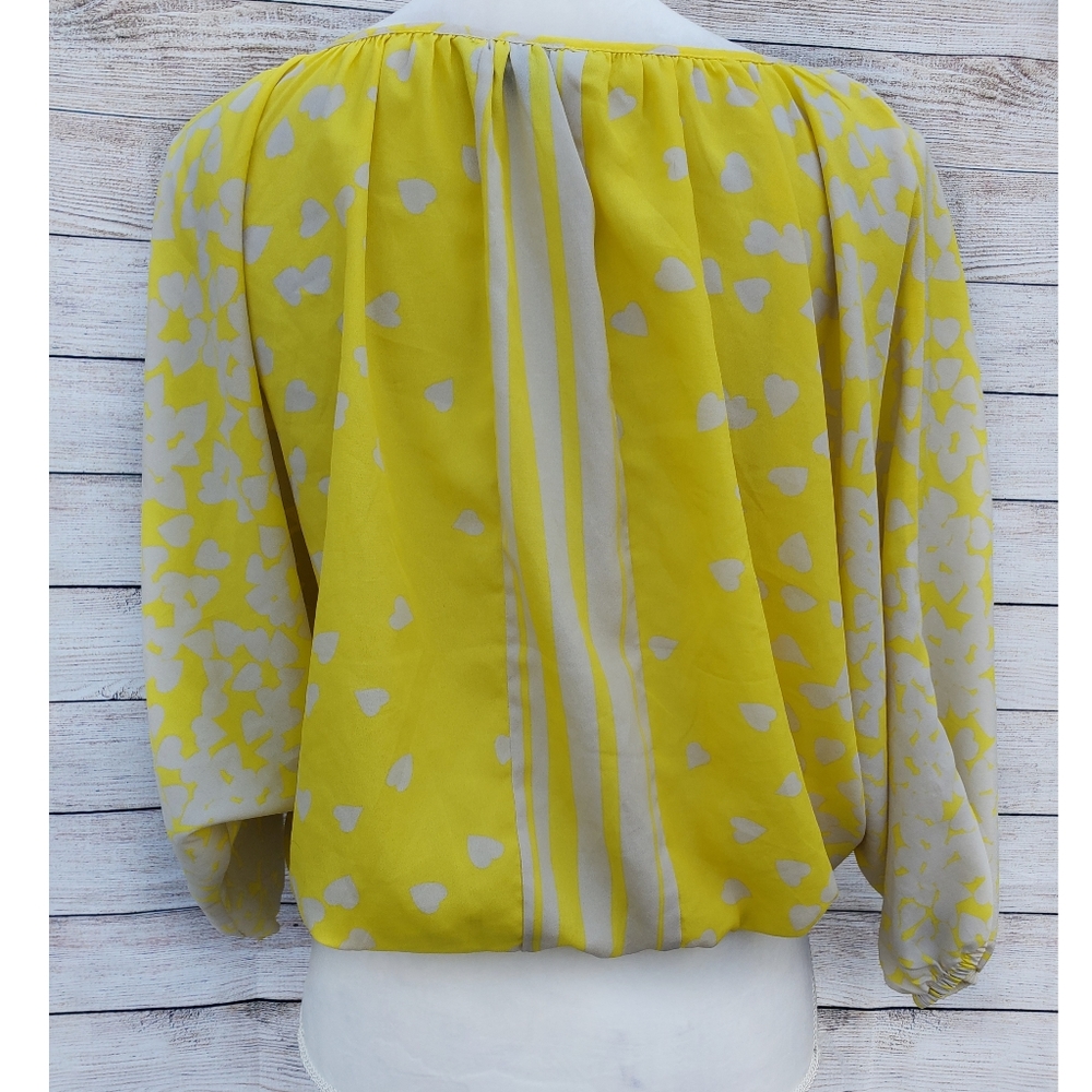 Express Yellow And Beige Patterned Chiffon Blouse - image 2